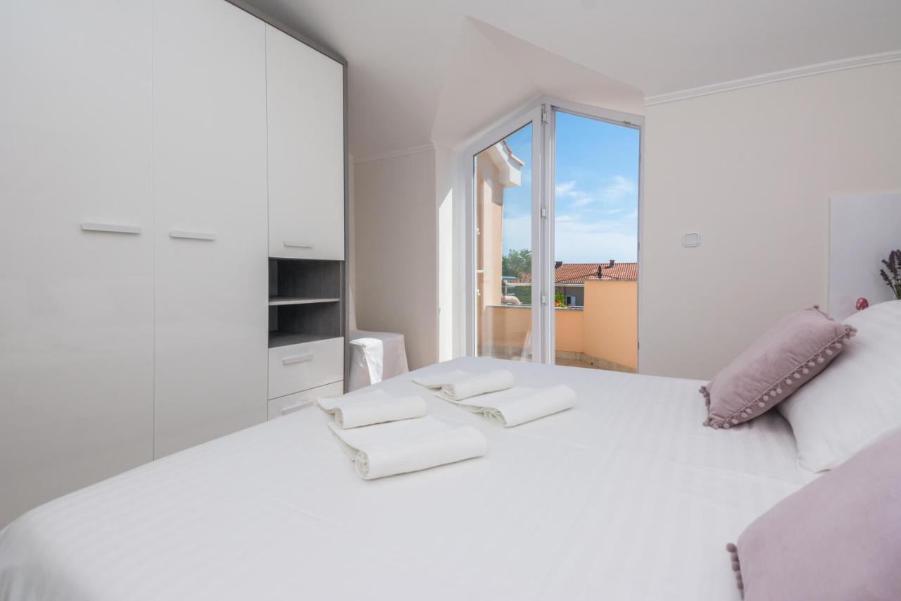 Apartments Medanic - Private Pool Privlaka  Extérieur photo