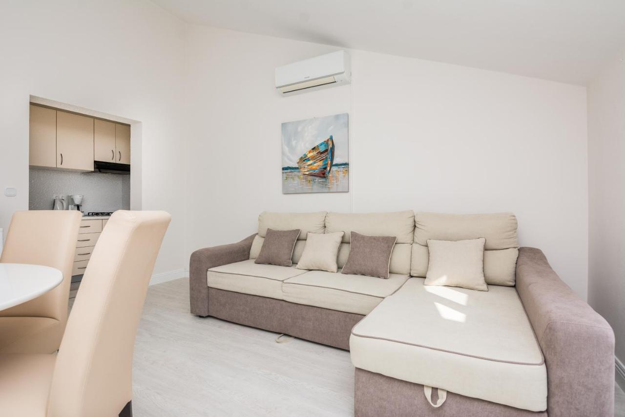 Apartments Medanic - Private Pool Privlaka  Extérieur photo