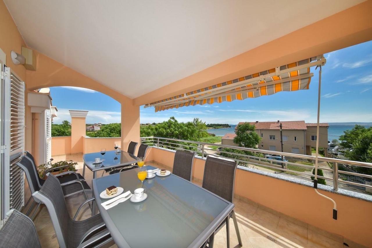 Apartments Medanic - Private Pool Privlaka  Extérieur photo