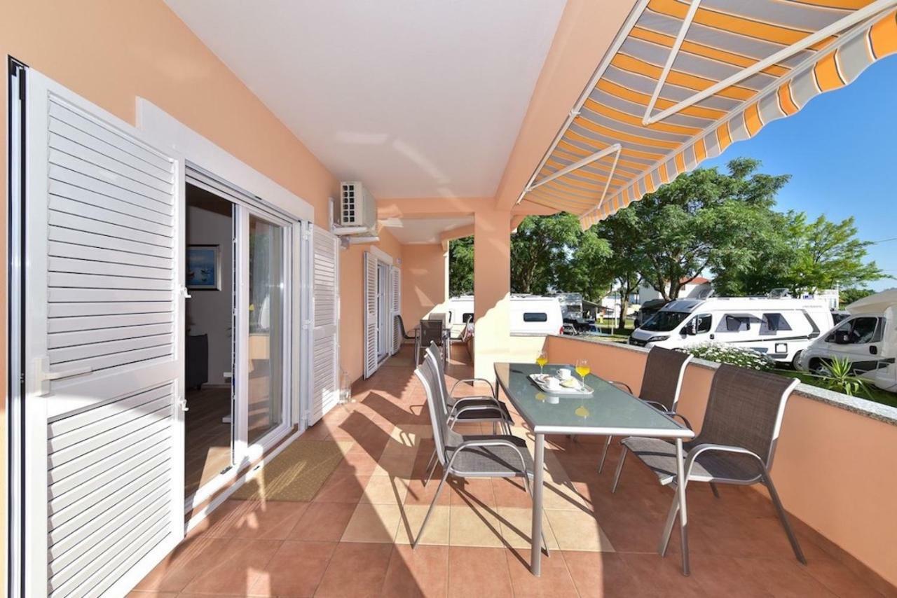 Apartments Medanic - Private Pool Privlaka  Extérieur photo