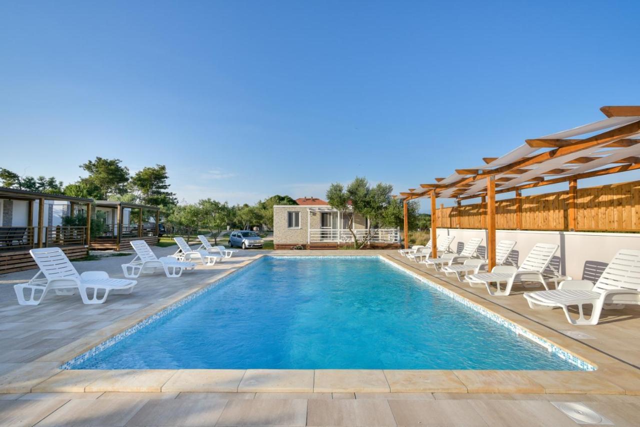 Apartments Medanic - Private Pool Privlaka  Extérieur photo