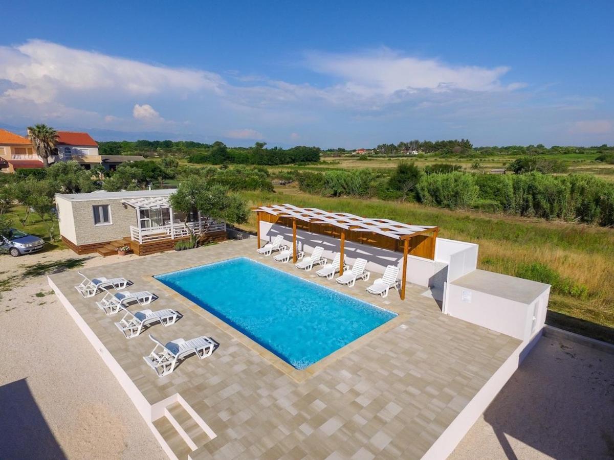 Apartments Medanic - Private Pool Privlaka  Extérieur photo