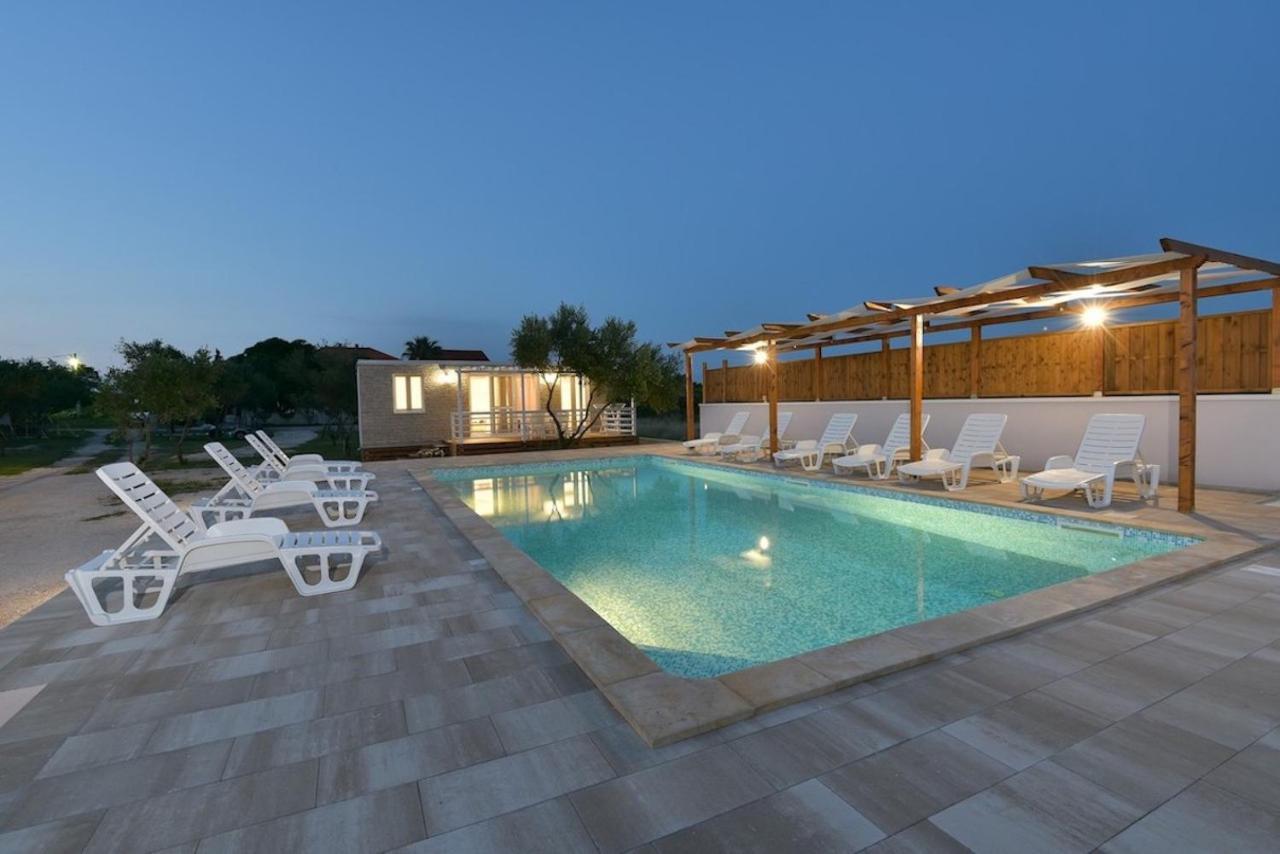 Apartments Medanic - Private Pool Privlaka  Extérieur photo